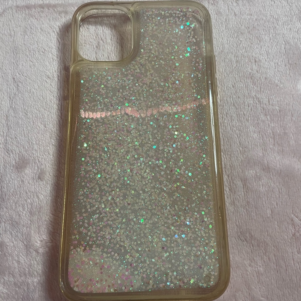 iphone 11 moving glitter phone case